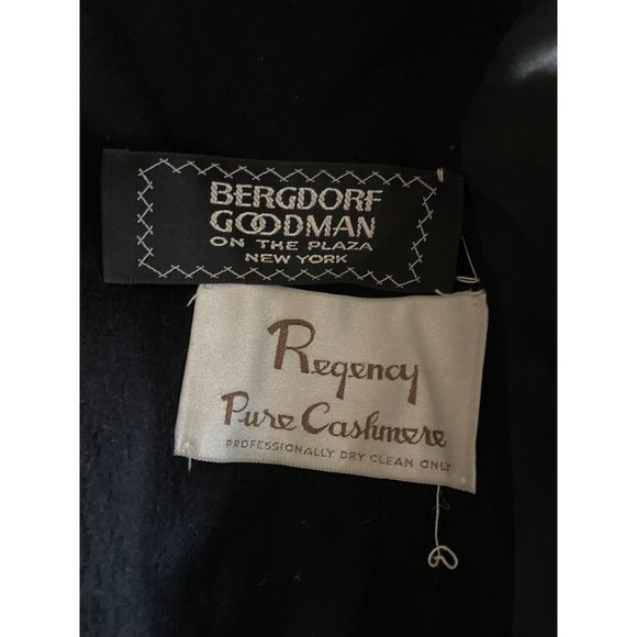 Ladies Size 12 Regency Pure Cashmere Bergdoff Goodman On the Plaza Cashmere Belt - Picture 2 of 9